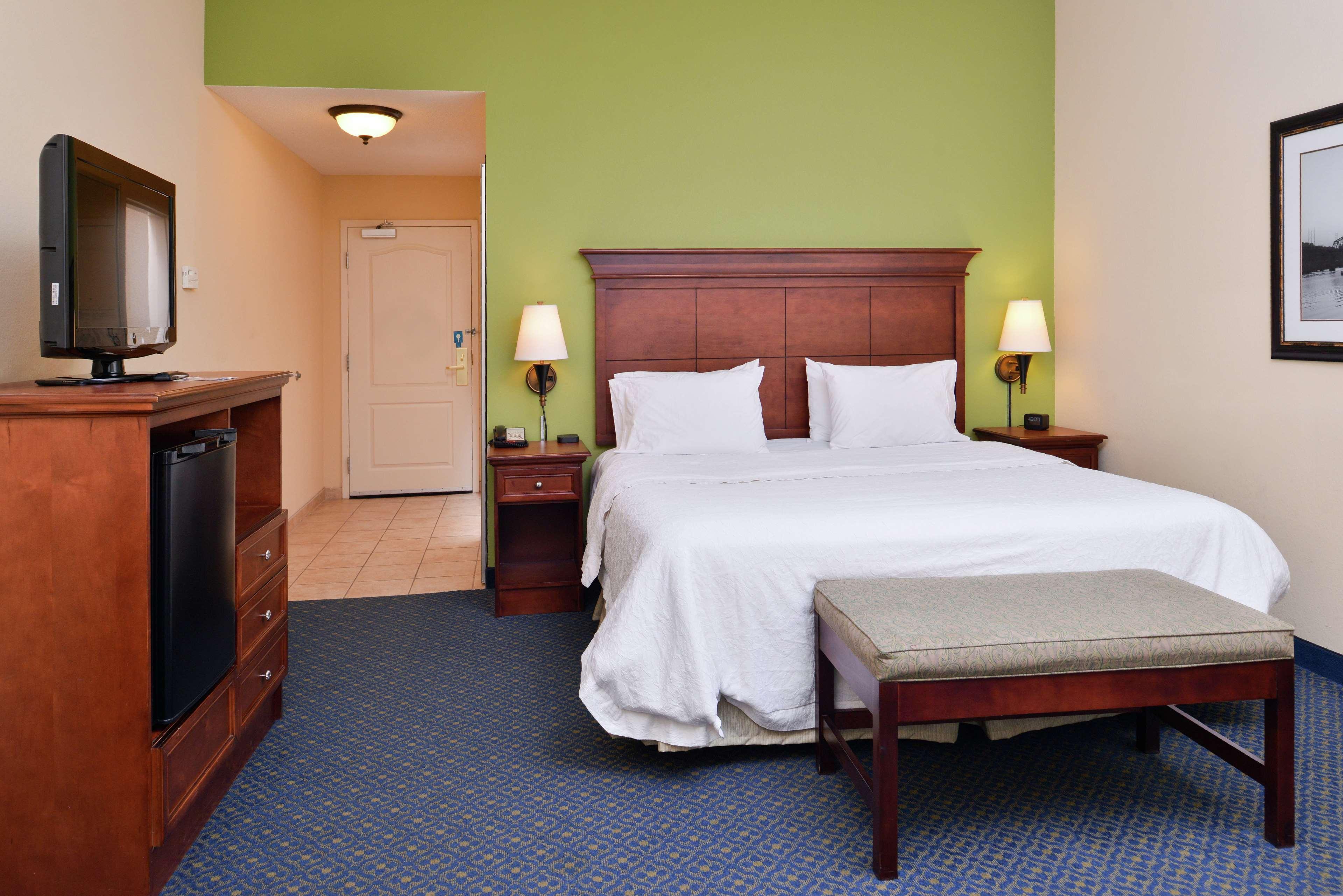 Hampton Inn Jackson-College Avenue Kültér fotó