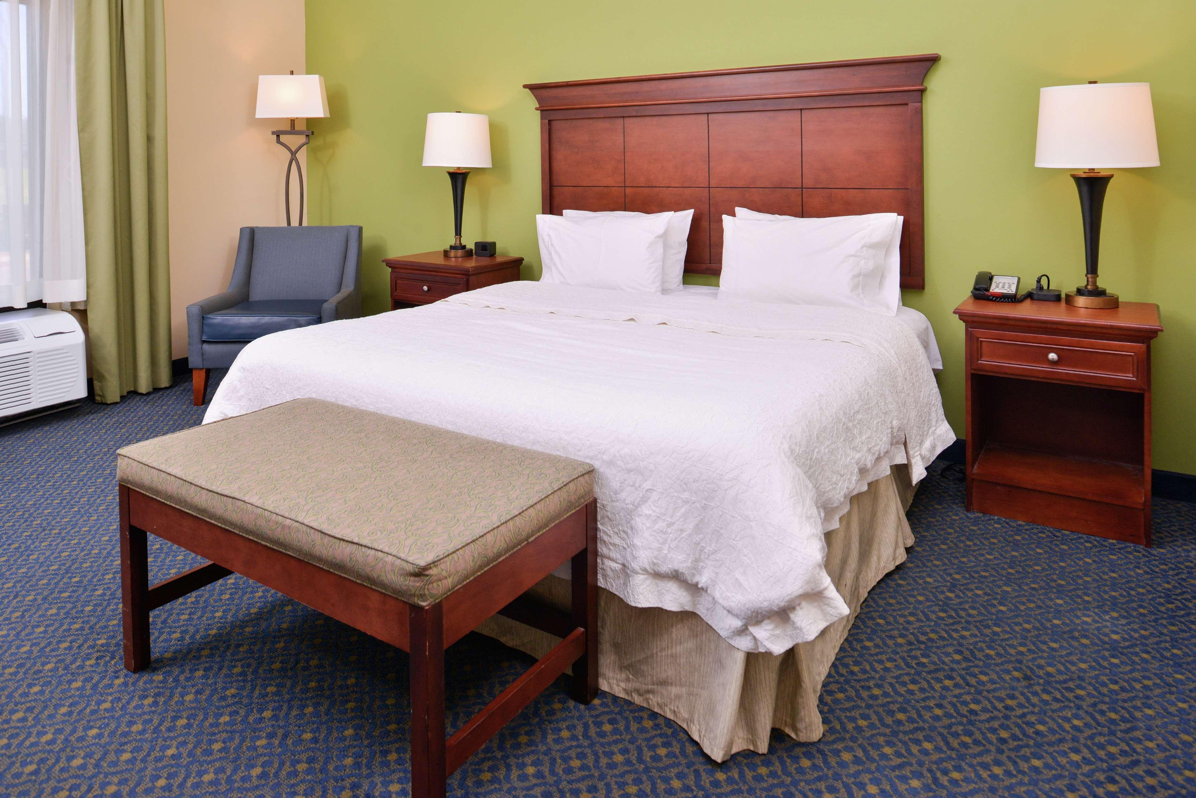 Hampton Inn Jackson-College Avenue Kültér fotó