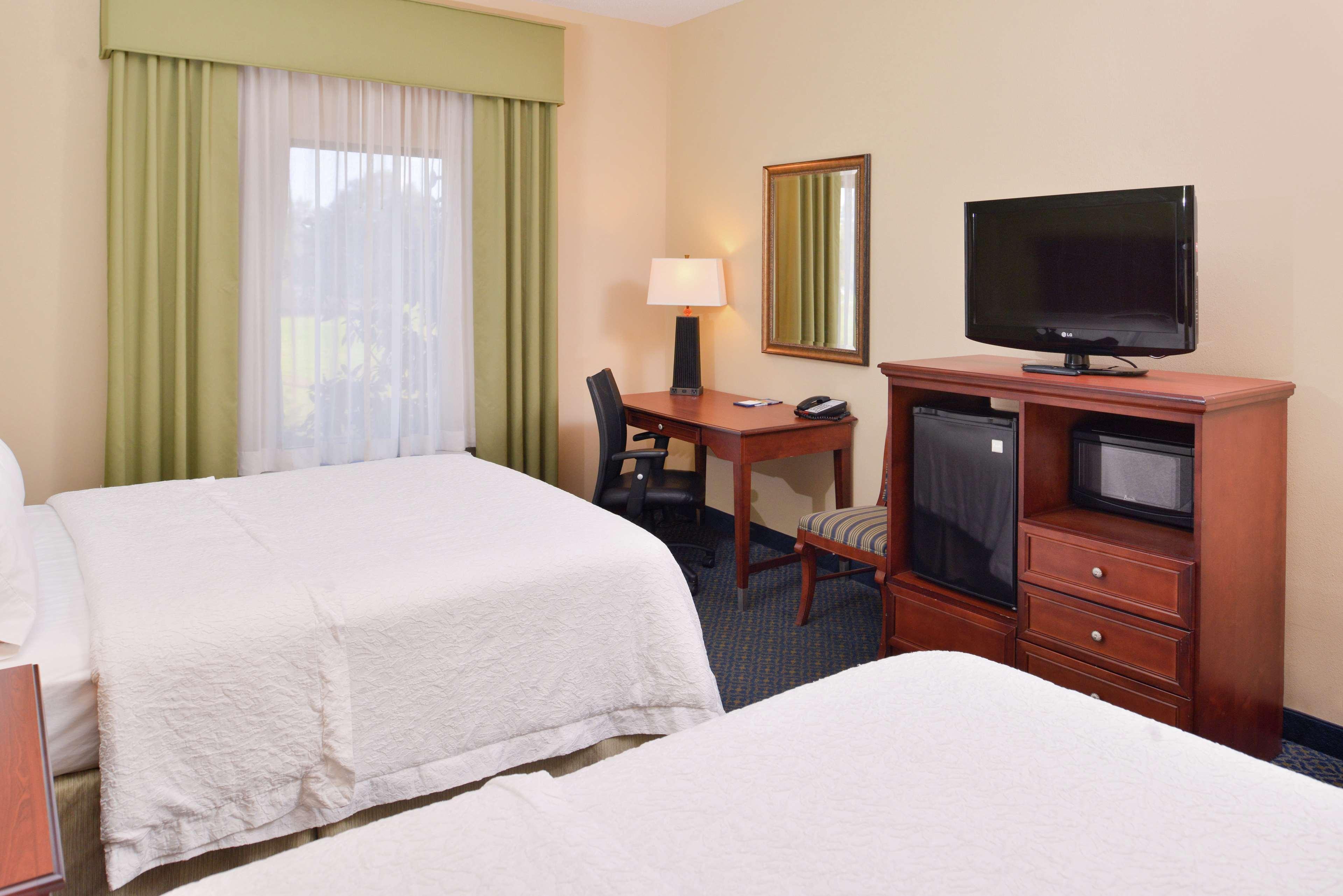 Hampton Inn Jackson-College Avenue Kültér fotó