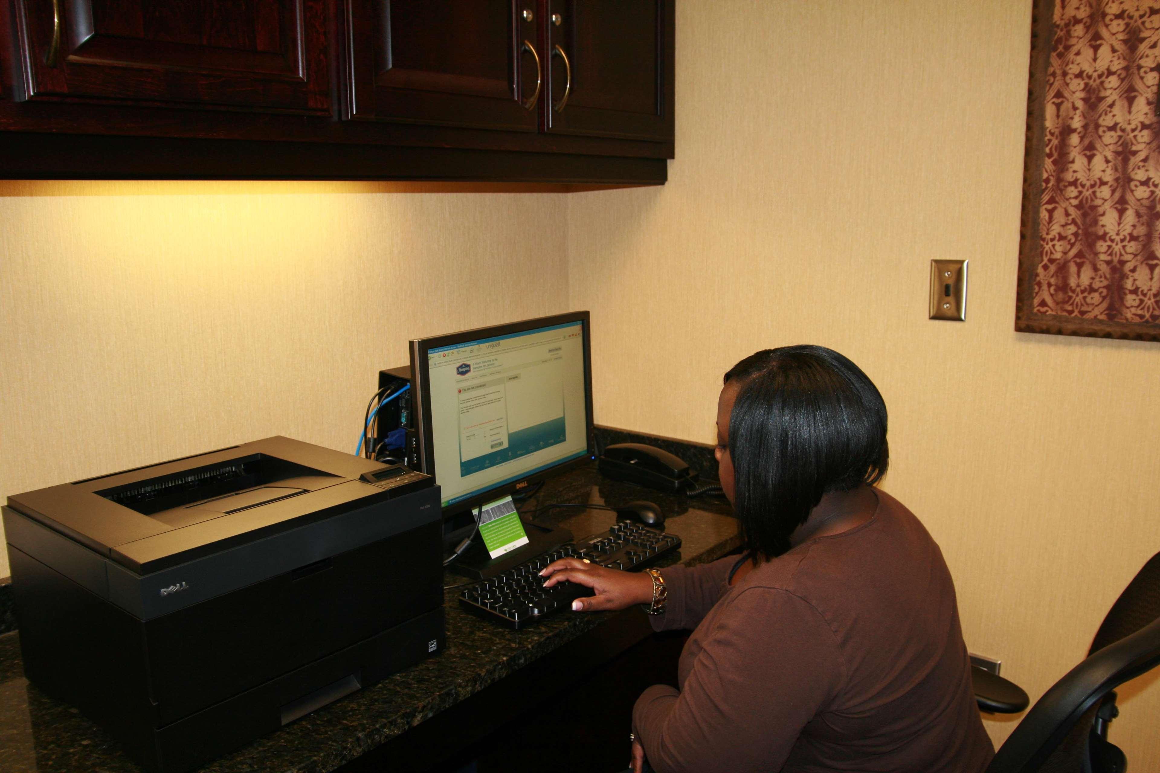 Hampton Inn Jackson-College Avenue Létesítmények fotó