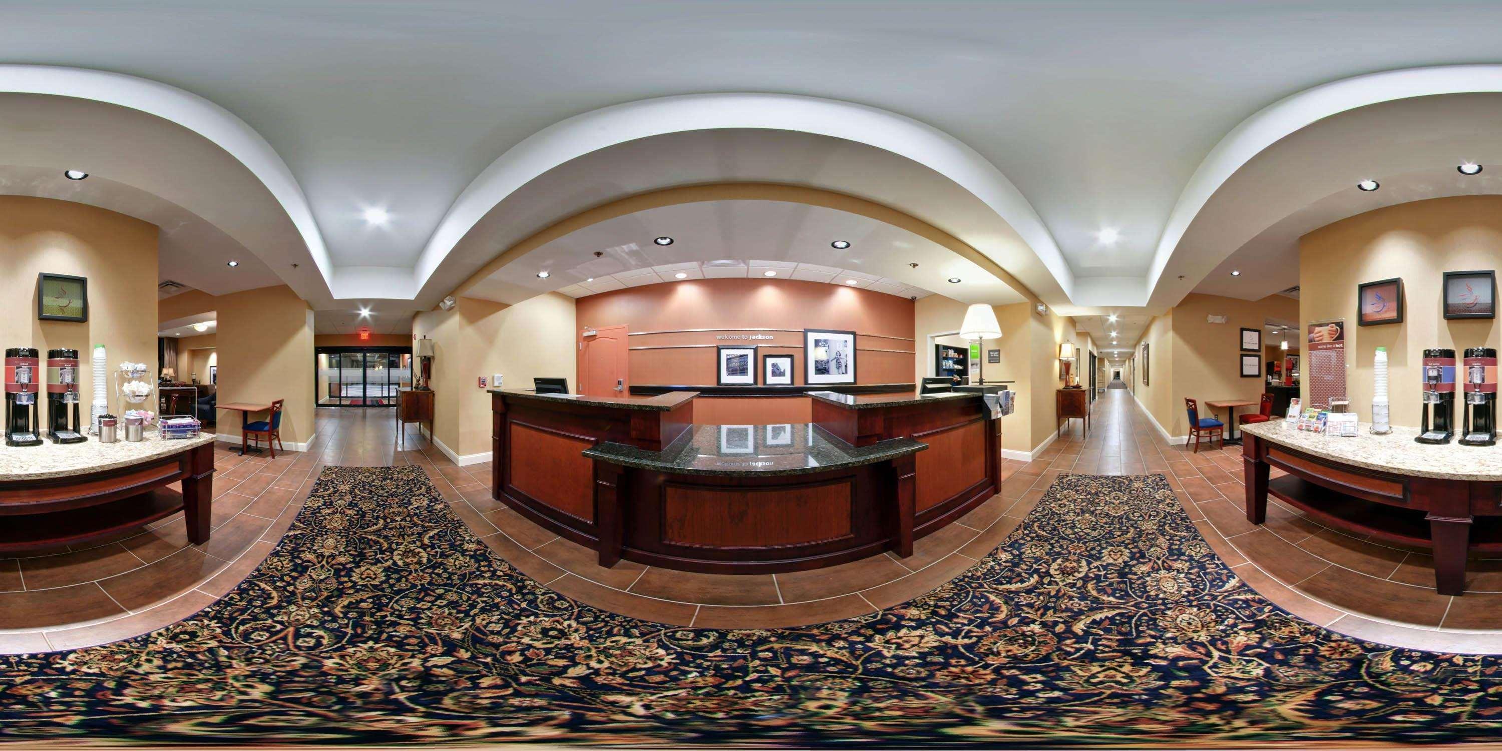 Hampton Inn Jackson-College Avenue Kültér fotó