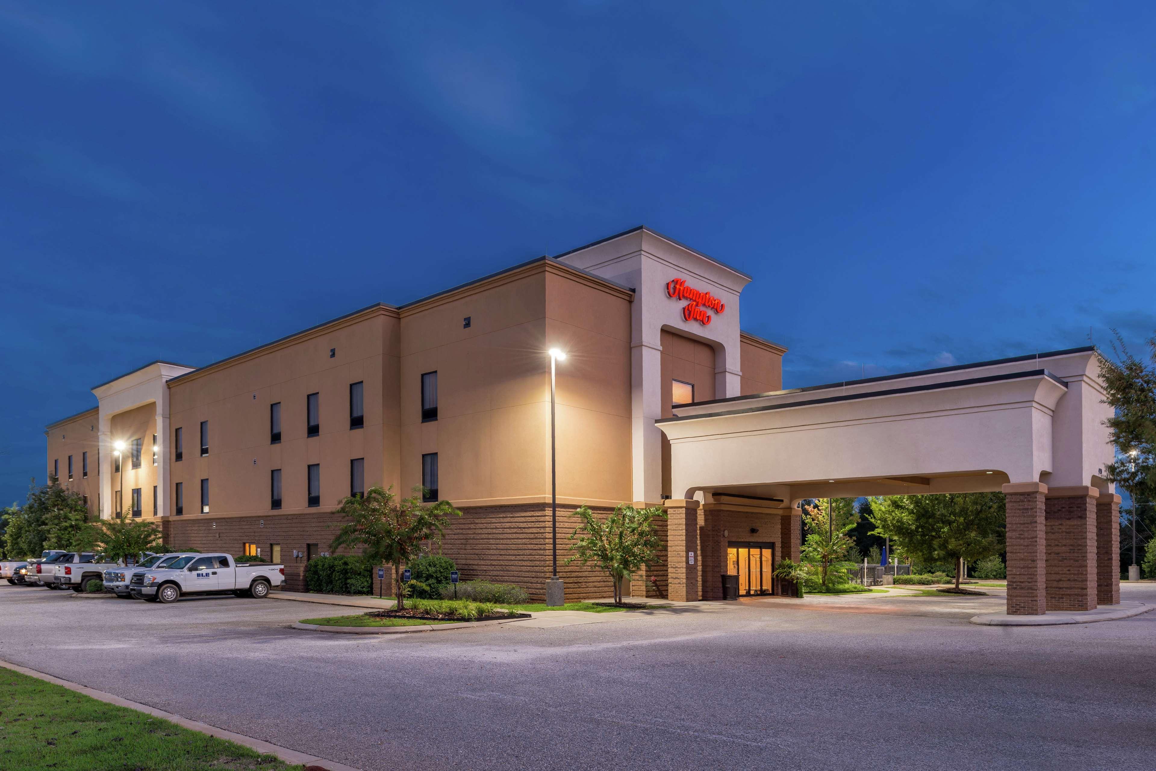 Hampton Inn Jackson-College Avenue Kültér fotó
